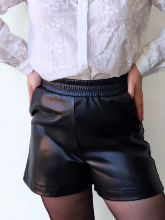 Short Noélie