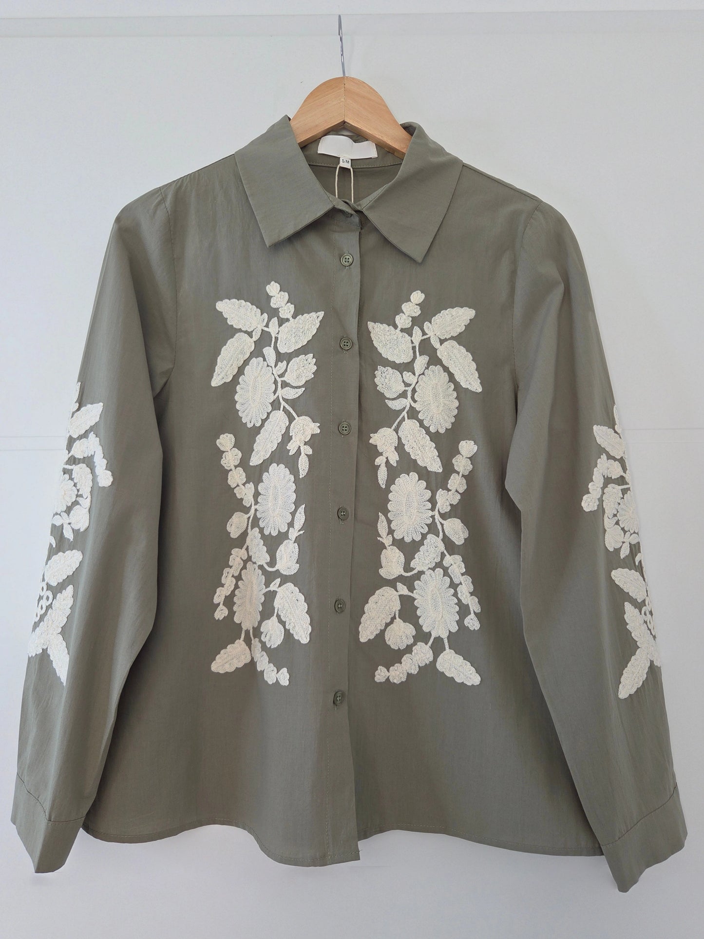 Chemise Iris kaki Taille S/M défectueuse