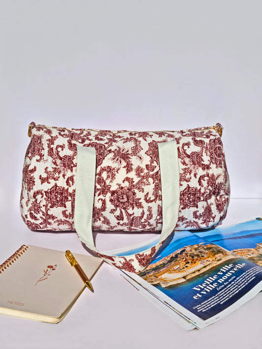 Sac de sport matelassé L’AMOUR – Bordeaux & Blanc