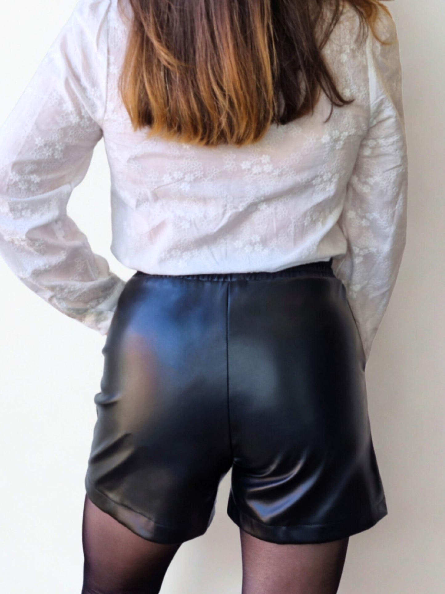 Short Noélie